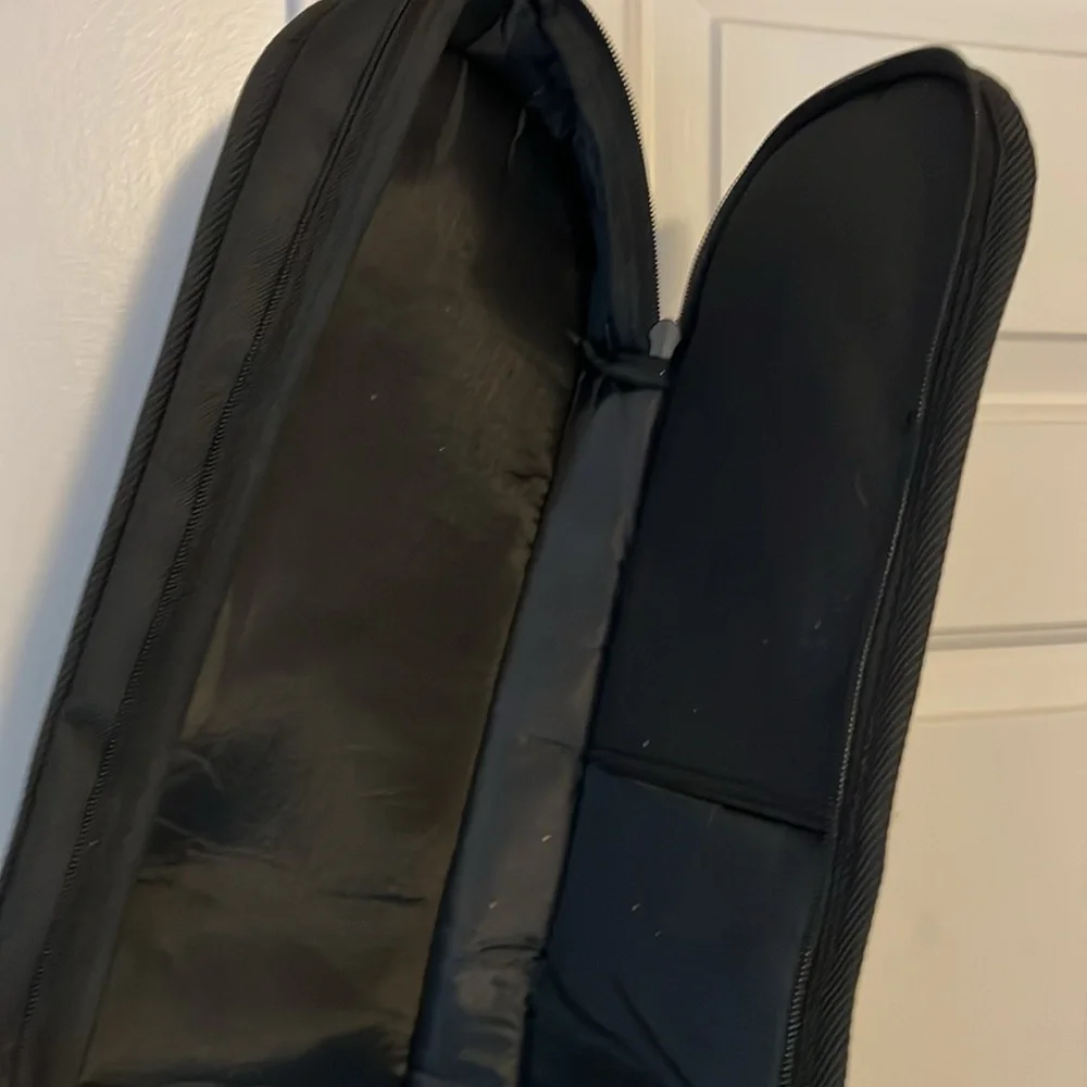 Road Runner Black Padded Guitar Bag – Protective Carry Case for 3/4 acoustic